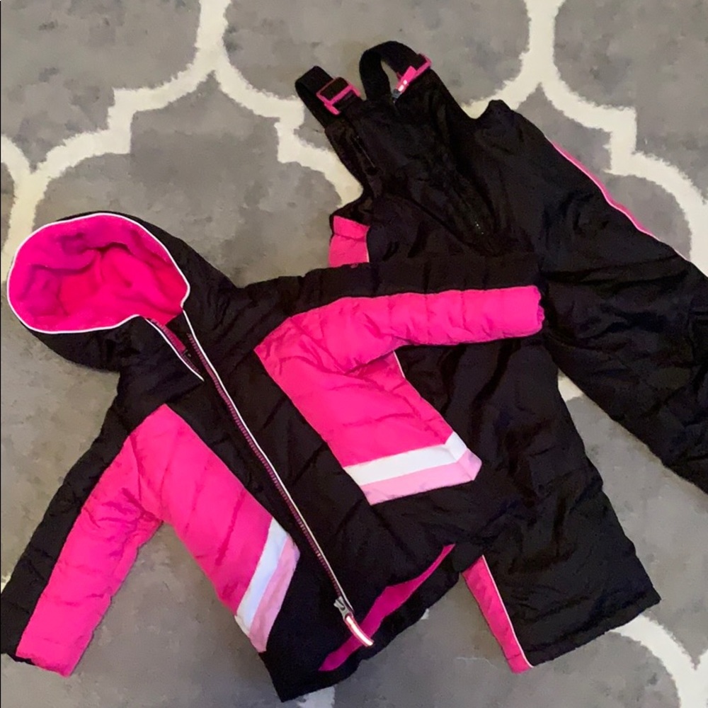 Snow suit